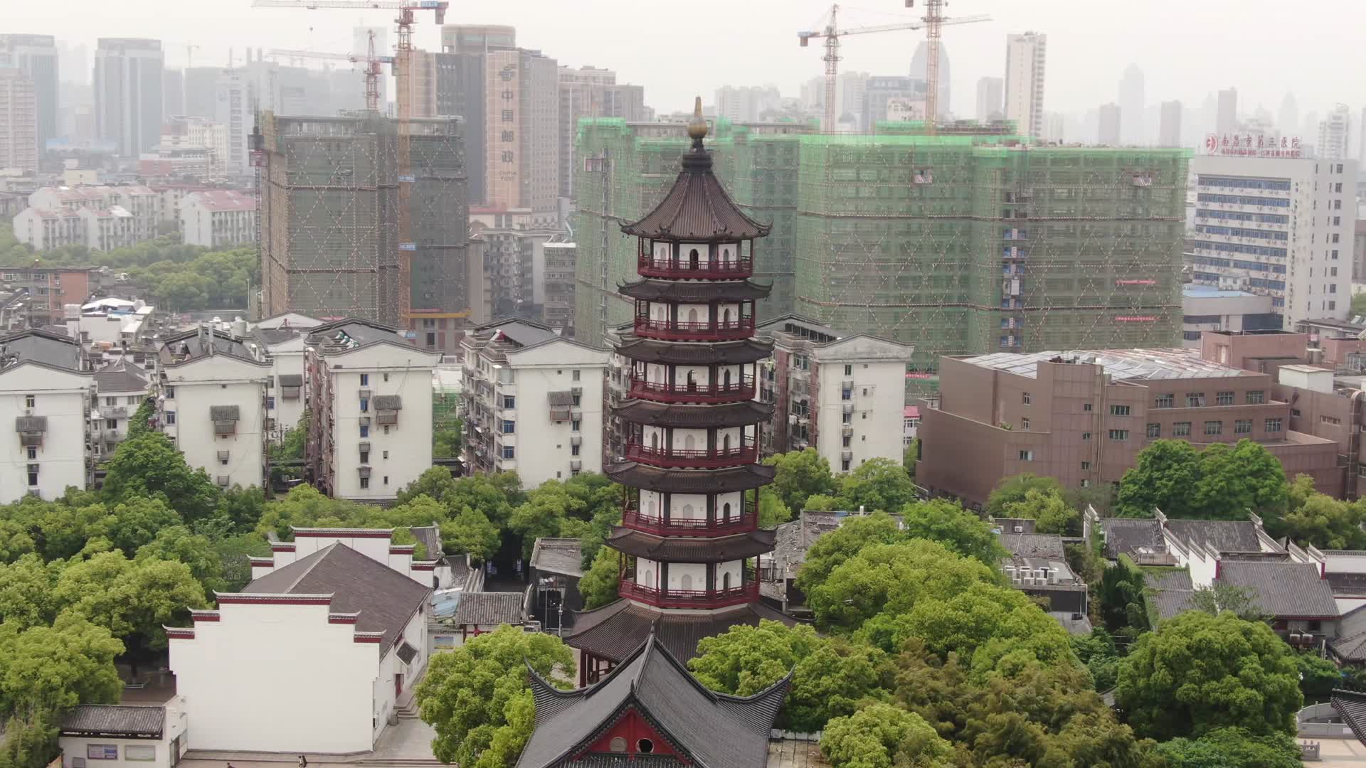 江西南昌绳经塔古建筑航拍视频的预览图
