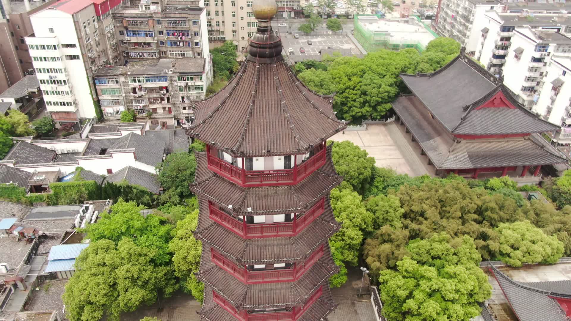 南昌绳经塔古建筑航拍视频的预览图