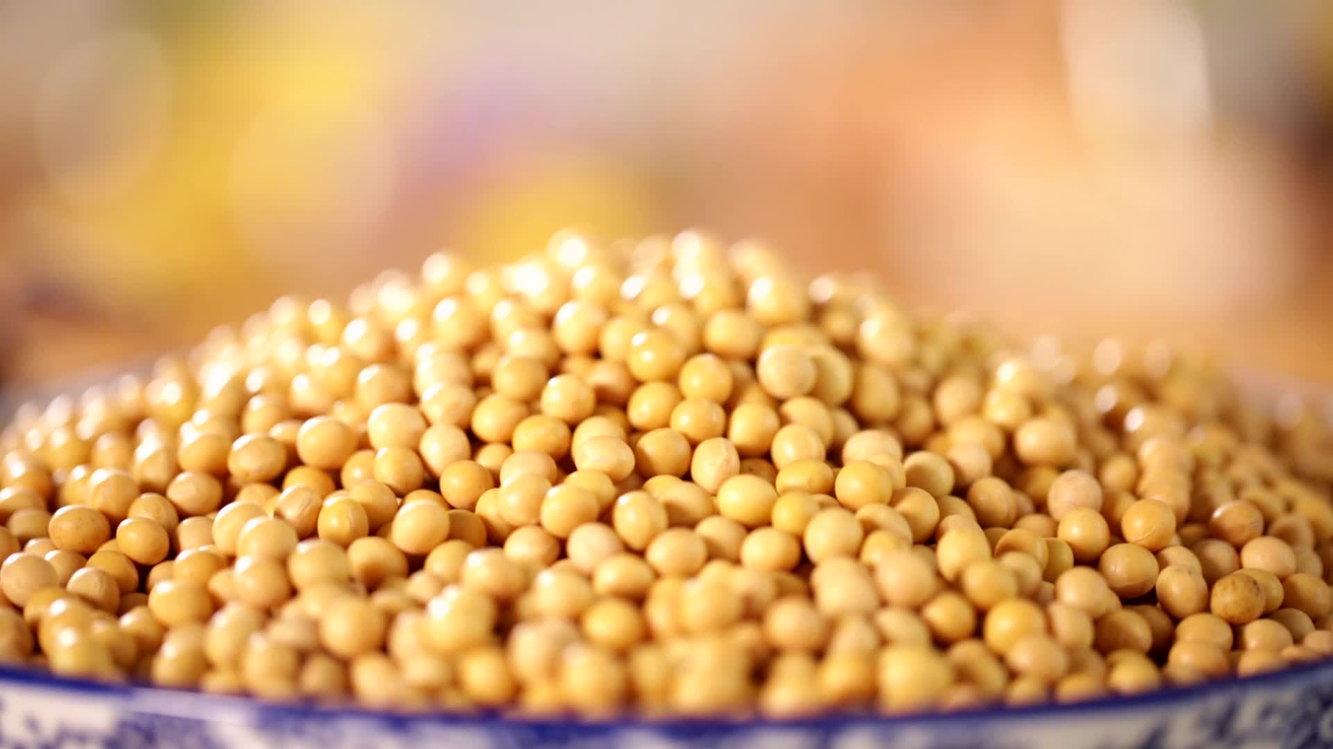 黄豆大豆粗粮食材视频的预览图