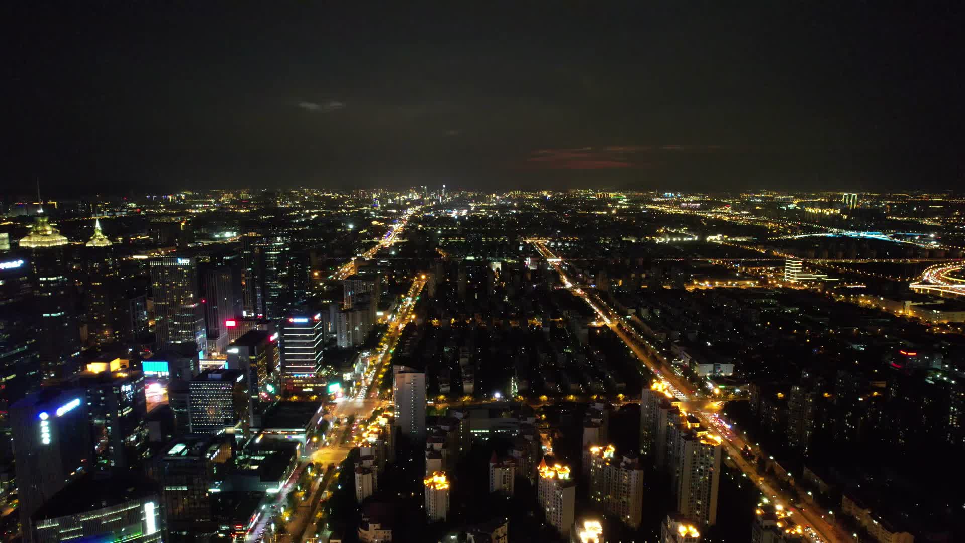 苏州城市夜景灯光航拍江苏视频的预览图