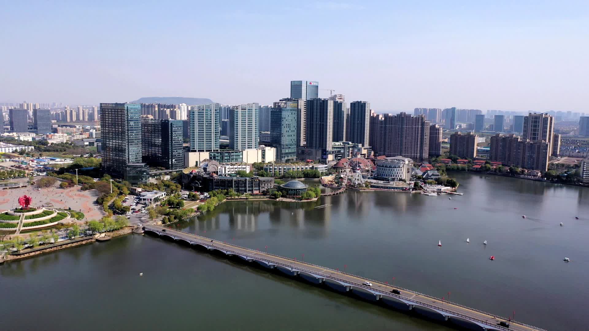 南京城市建筑航拍地产宣传背景视频视频的预览图