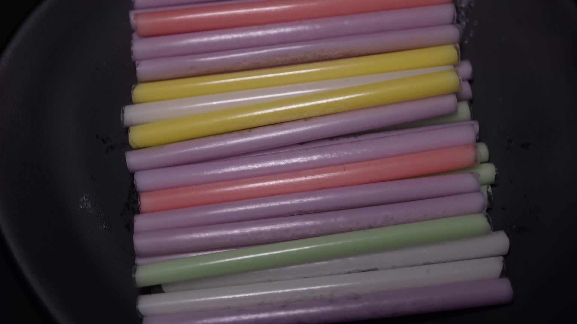童年回忆儿童零食糖果吸管糖甜食视频的预览图