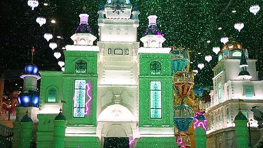 冰雪世界梦幻城堡视频的预览图