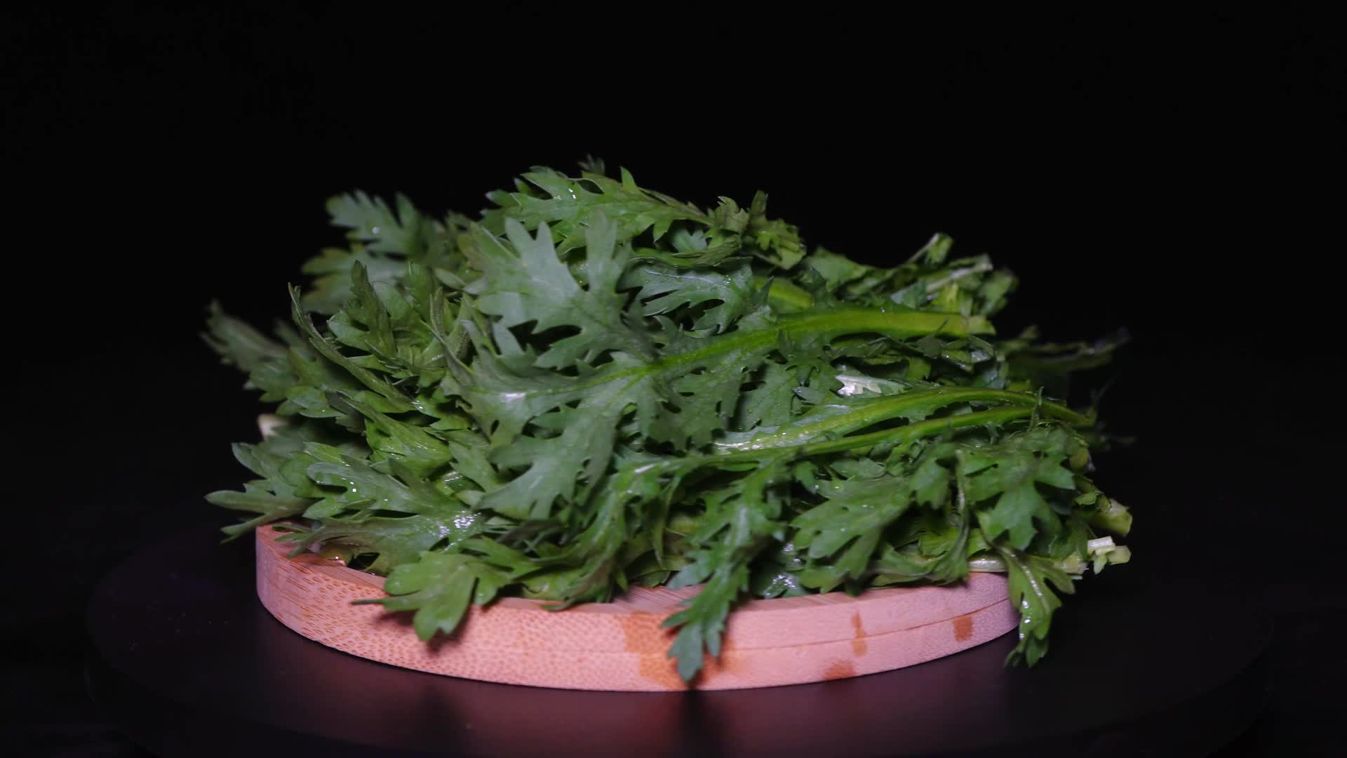 蒿子秆蔬菜茼蒿食材视频的预览图