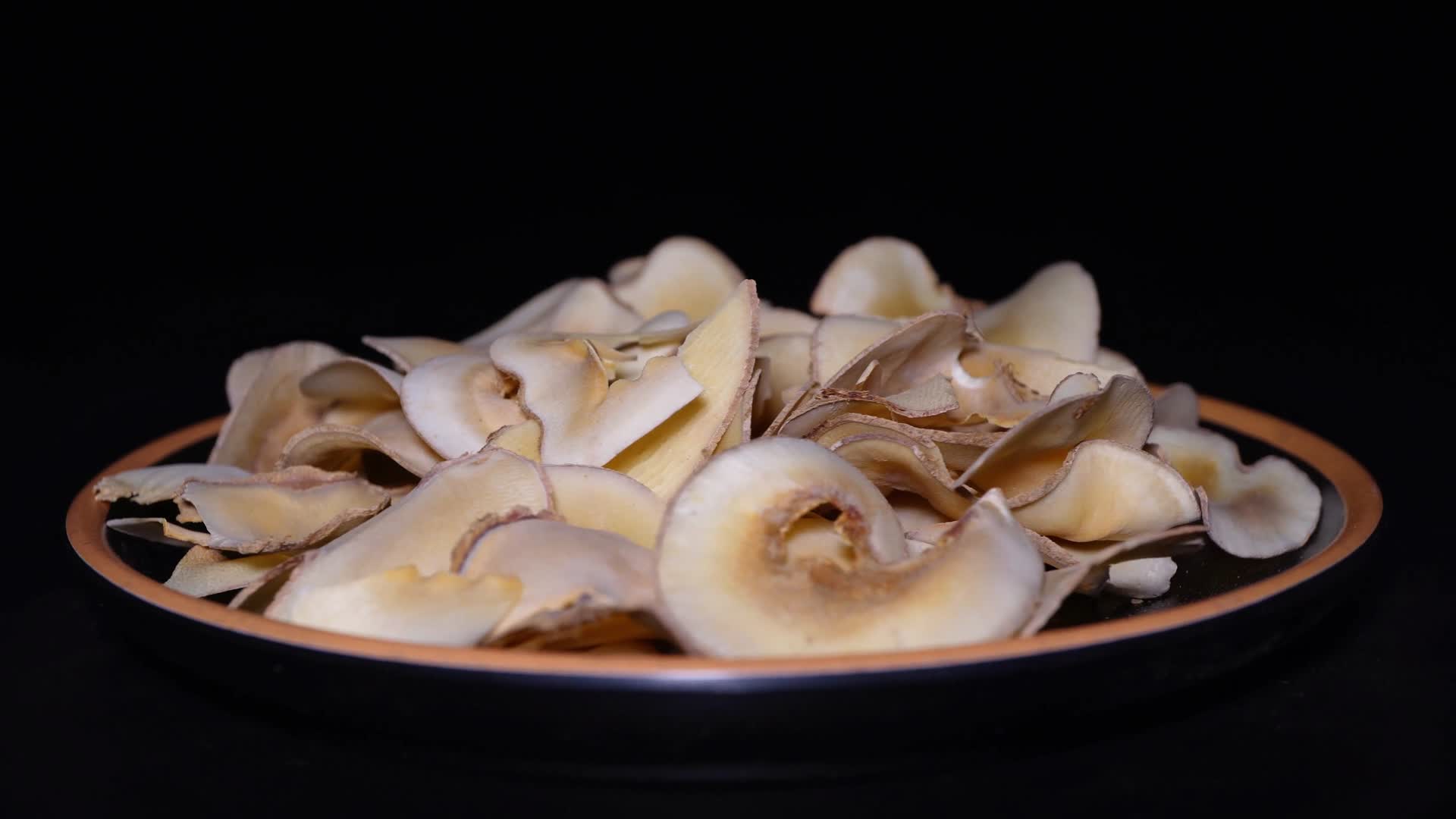 煲汤原料海底椰片雪梨片视频的预览图