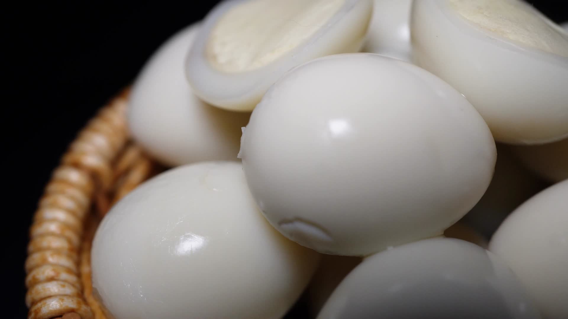 鹌鹑蛋蛋白质鸡蛋视频的预览图