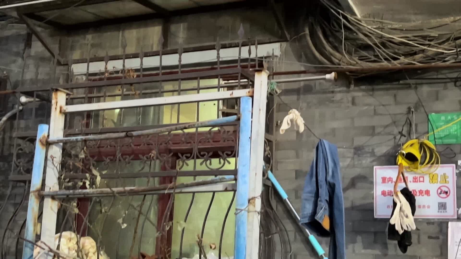 老房子民国胡同老楼居民楼文物保护建筑老上海弄堂老物件视频的预览图