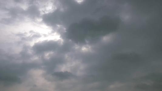 贺江西江乌云蔽日视频的预览图