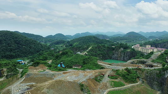 重庆渝北矿山公园航拍视频的预览图