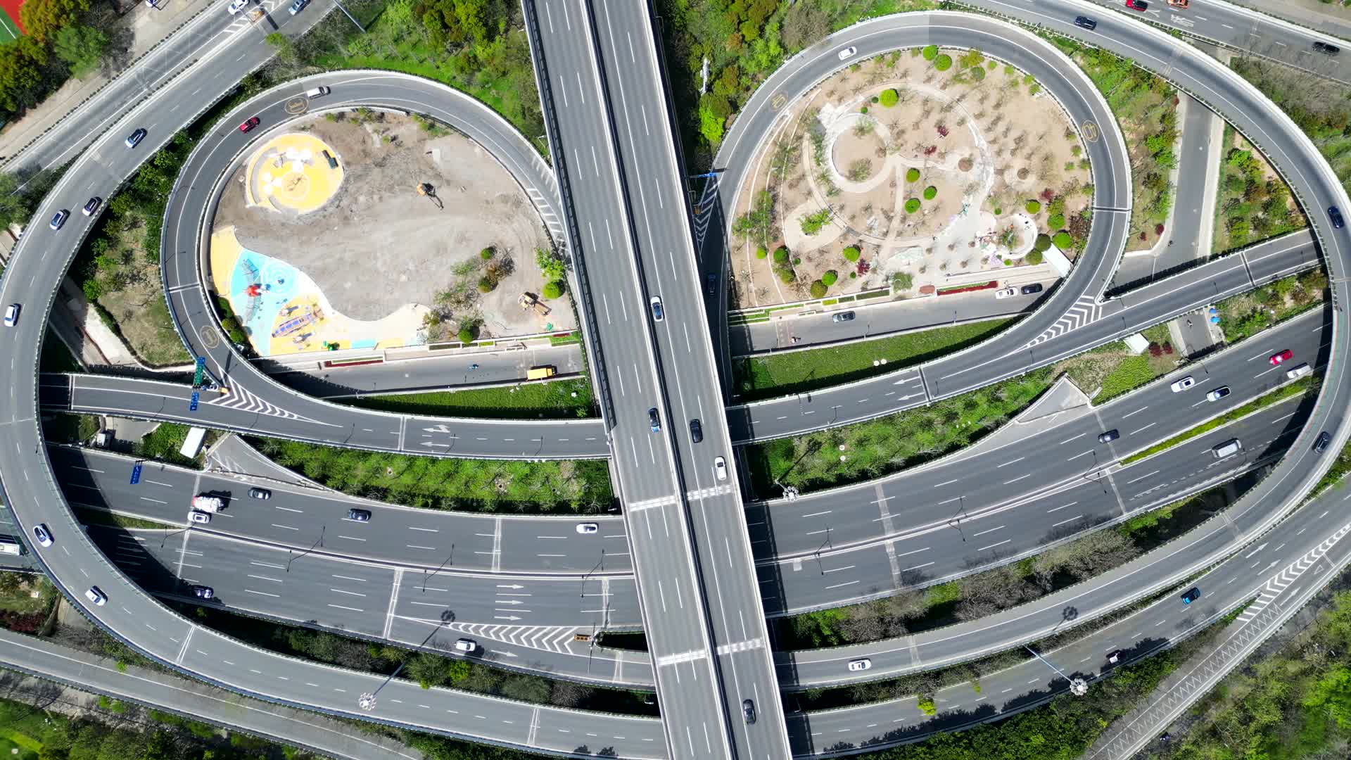 4K60帧上海龙阳路城市高架桥航拍视频的预览图