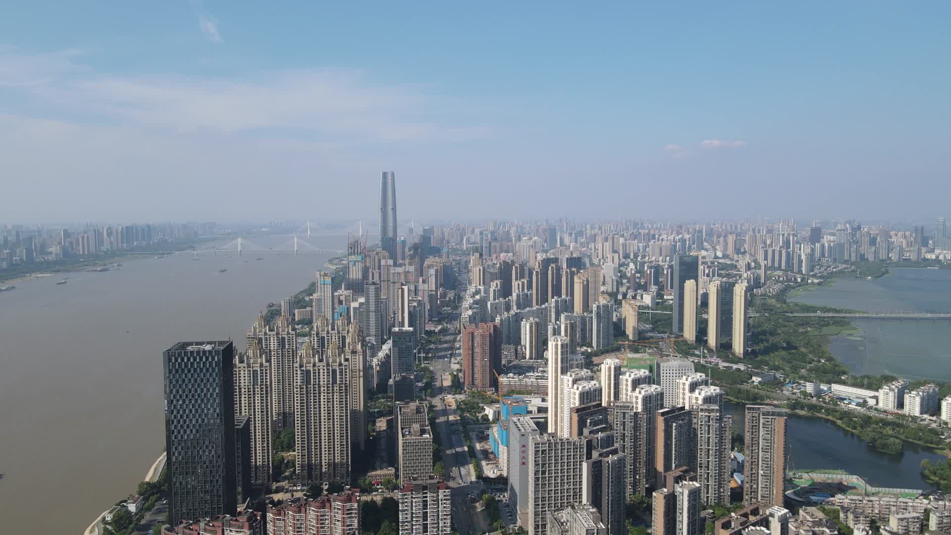 航拍湖北武汉武昌城市风光城市建设视频的预览图