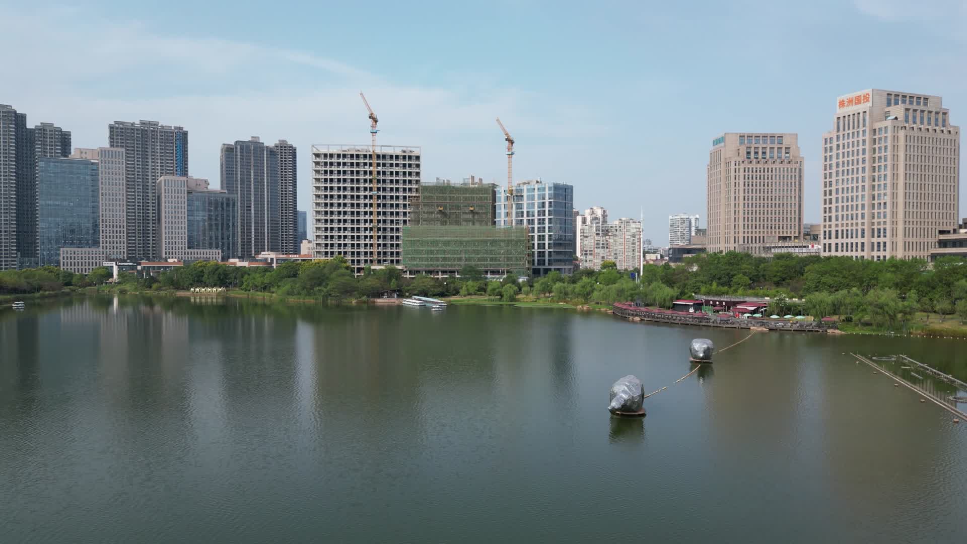 航拍湖南株洲神农城4A景区视频的预览图