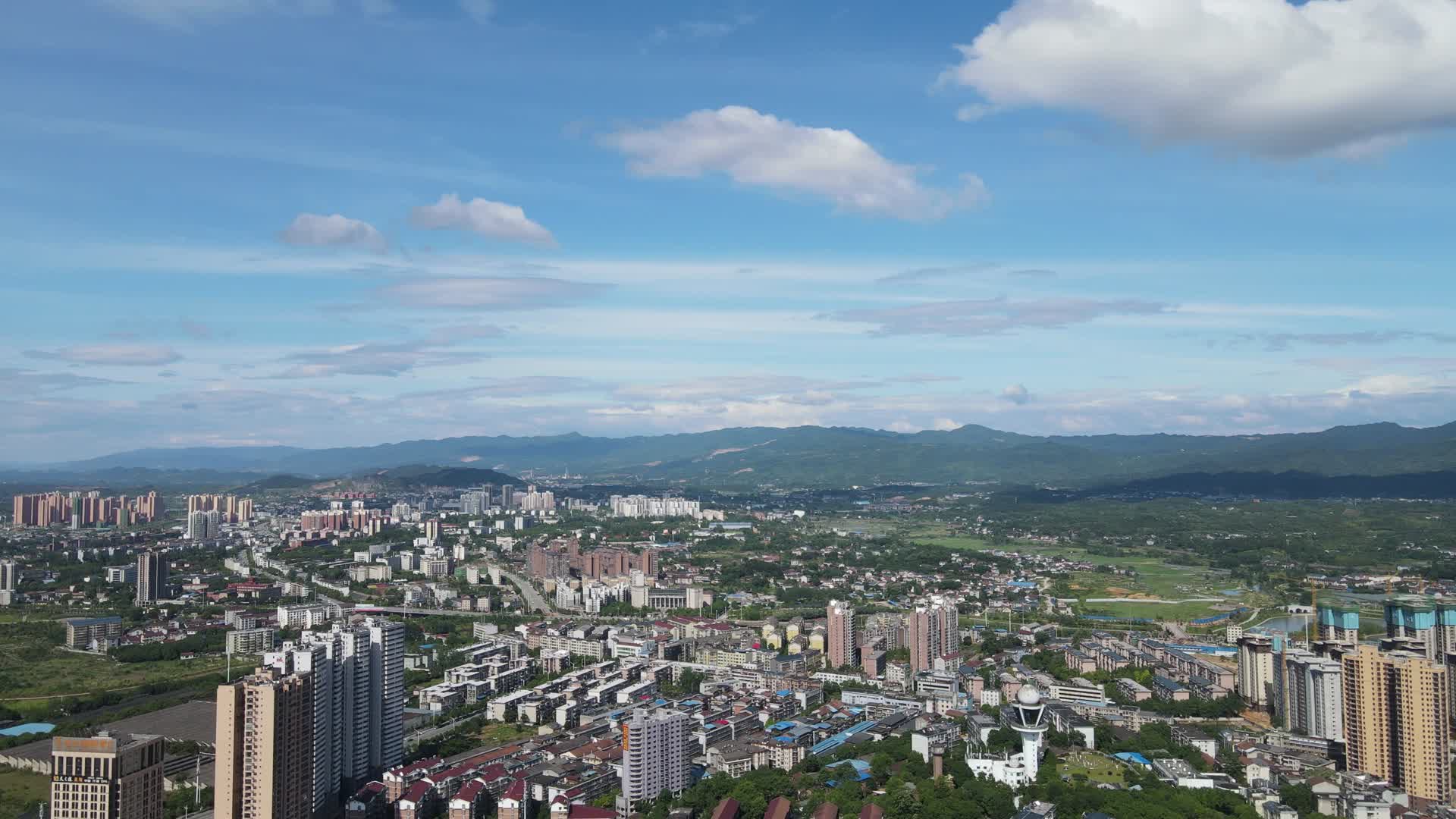 湖南湘西城市全景航拍视频的预览图