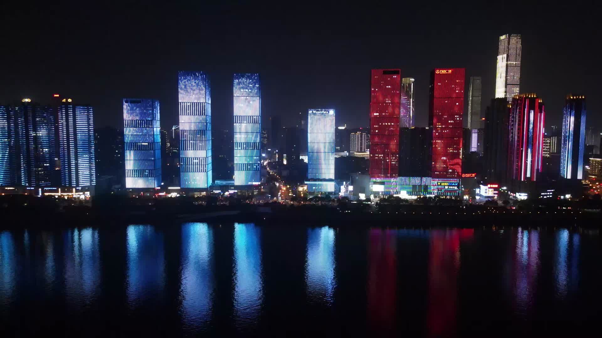长沙湘江夜景灯光秀航拍视频的预览图