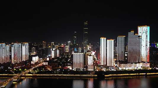 航拍湖南长沙湖南金融城夜景视频的预览图