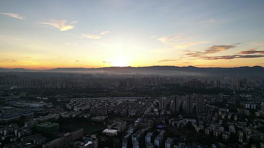 航拍湖南怀化城市日落夕阳视频的预览图