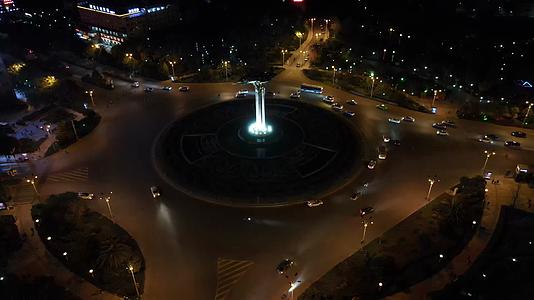贵州贵阳城市交通夜景航拍视频的预览图