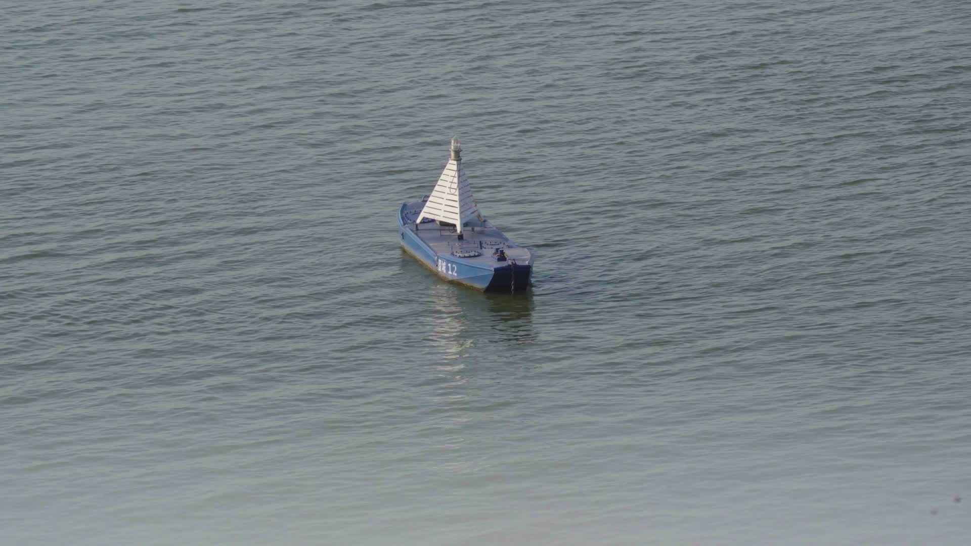 湘江里面的小船视频的预览图