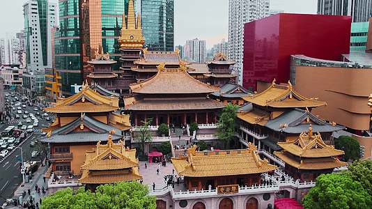 上海千年古寺静安寺古寺建筑群航拍4K视频视频的预览图