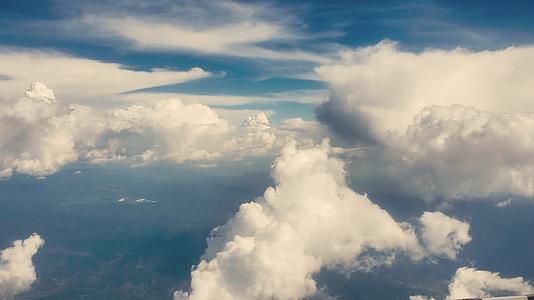 航拍地球风景自然世界万里高空云层之上飞行视角视频的预览图