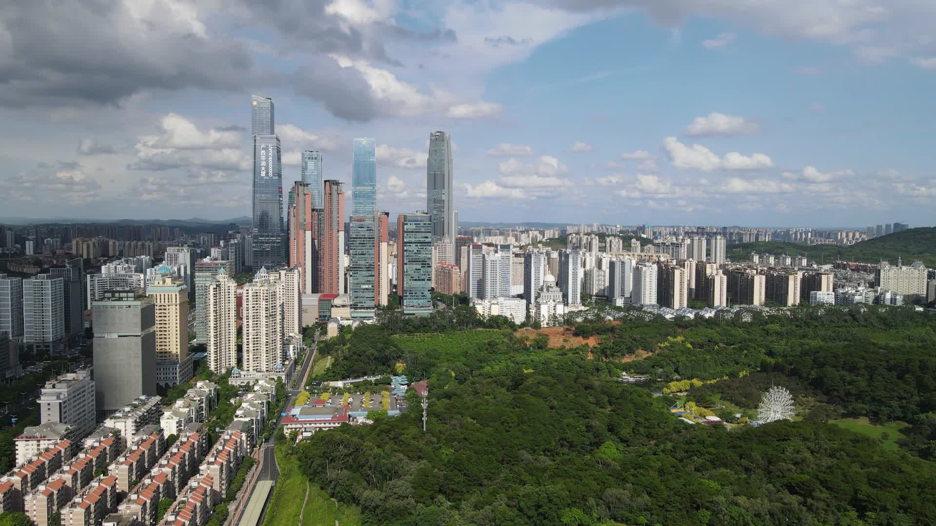 南宁城市建设高楼大厦航拍视频的预览图
