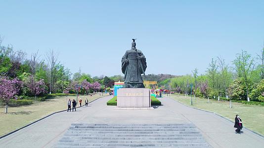 徐州市汉文化广场4k航拍视频的预览图