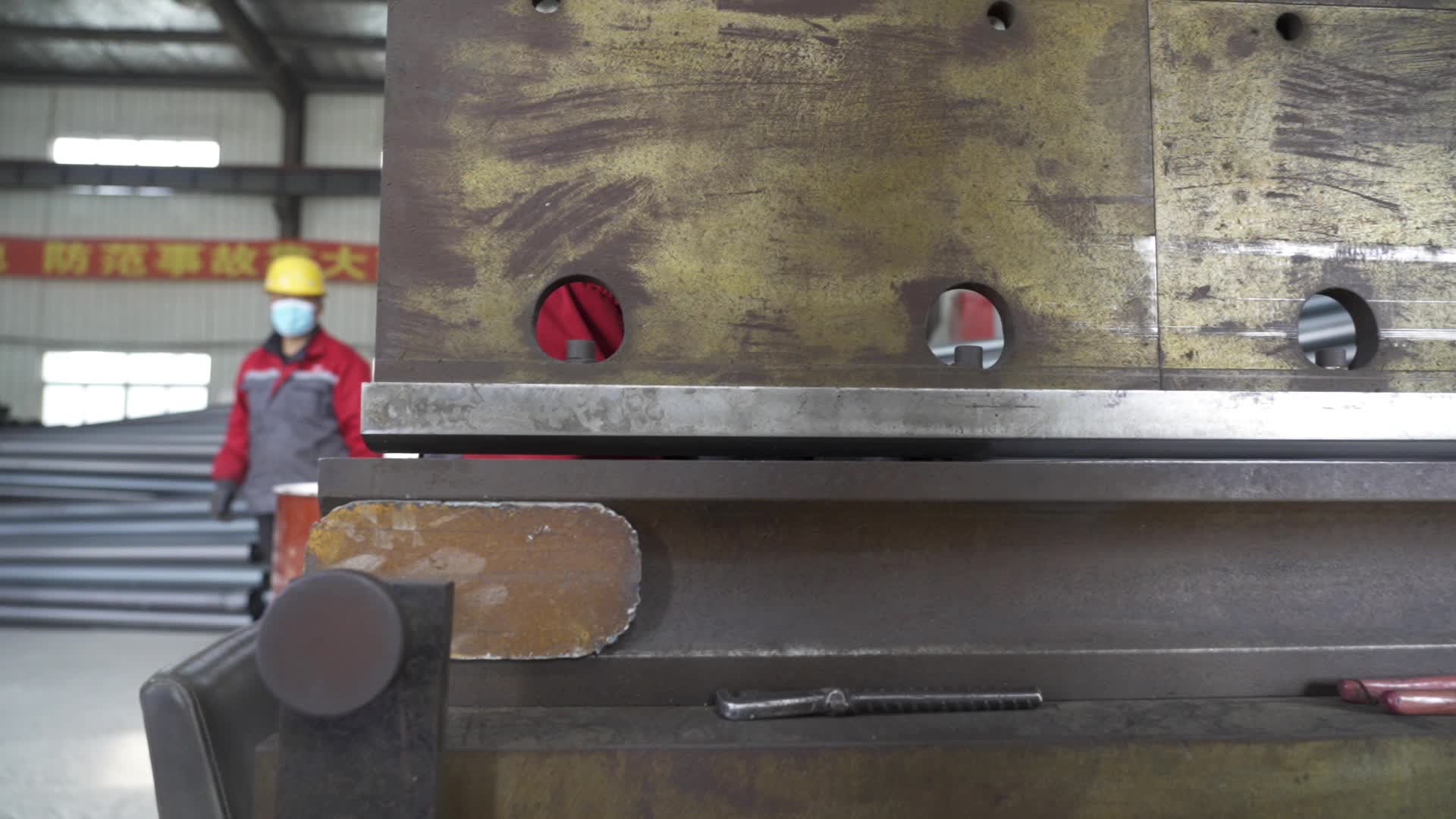 冶钢控制室视频的预览图