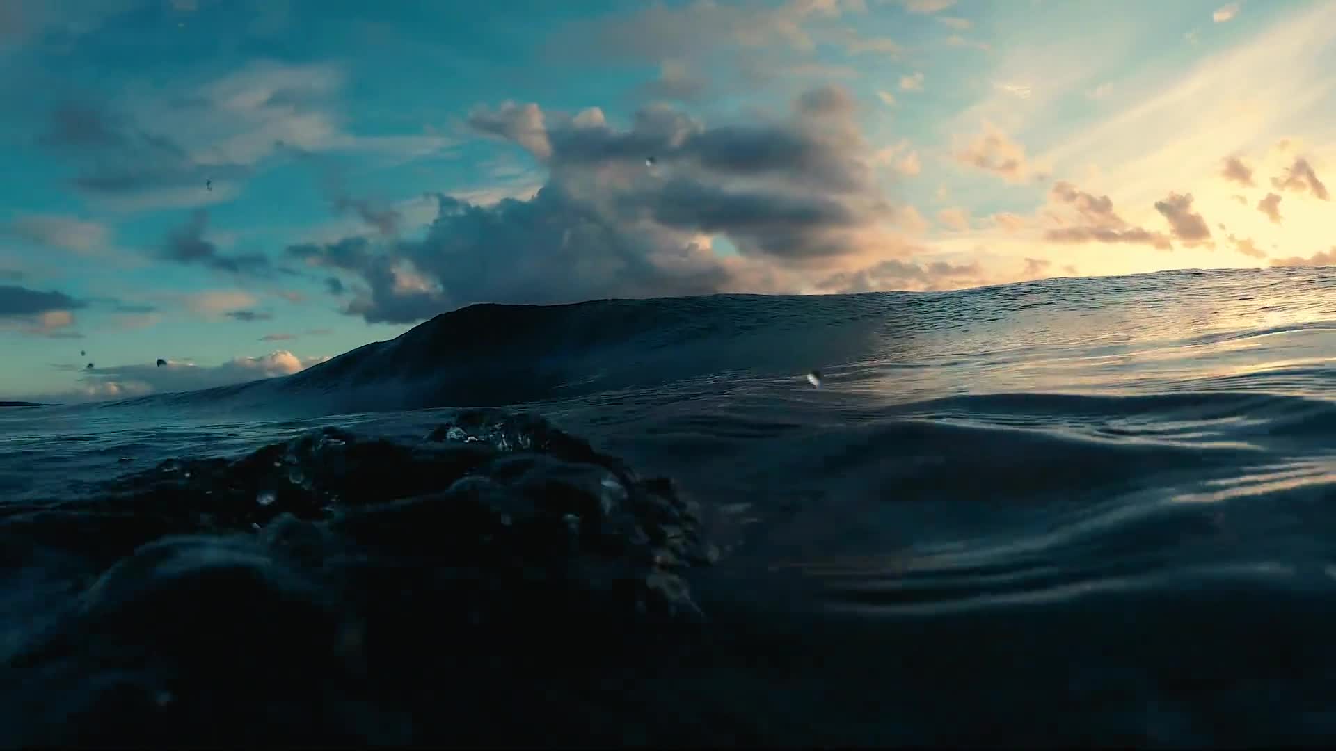 海浪的神奇魅力视频的预览图