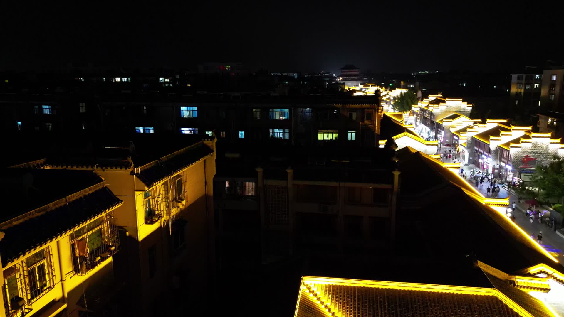 湖北襄阳古城夜景航拍视频的预览图