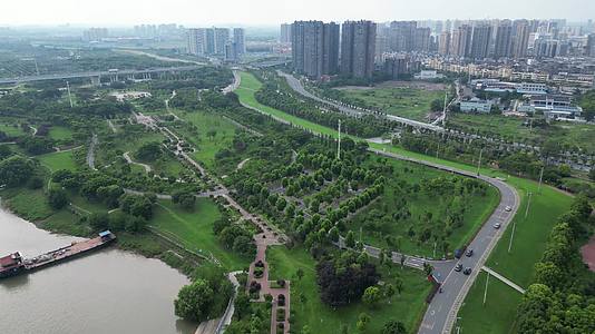 航拍湖北荆州城市风光视频的预览图