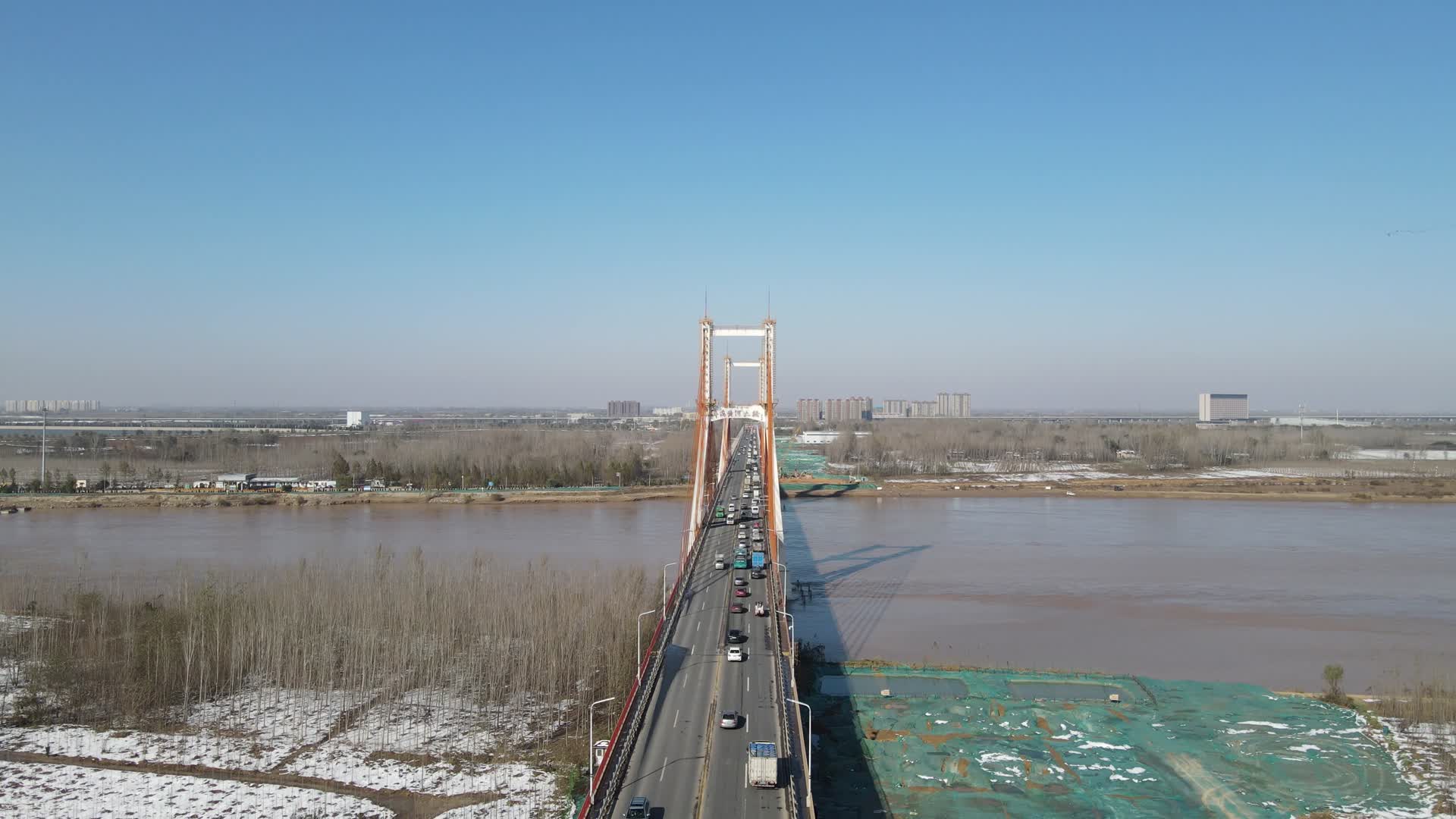 航拍山东济南黄河大桥视频的预览图