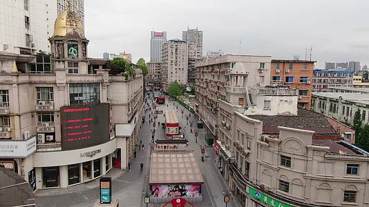 南昌胜利路步行街航拍江西视频的预览图