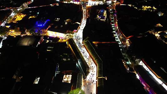 航拍云南丽江古城5A景区夜景视频的预览图