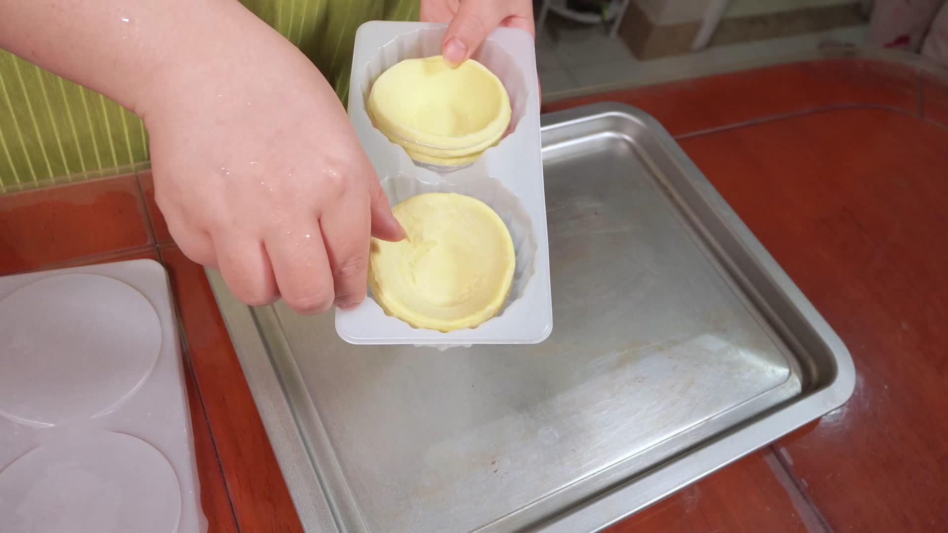 烘焙酥皮蛋挞皮蛋挞液制作蛋挞视频的预览图