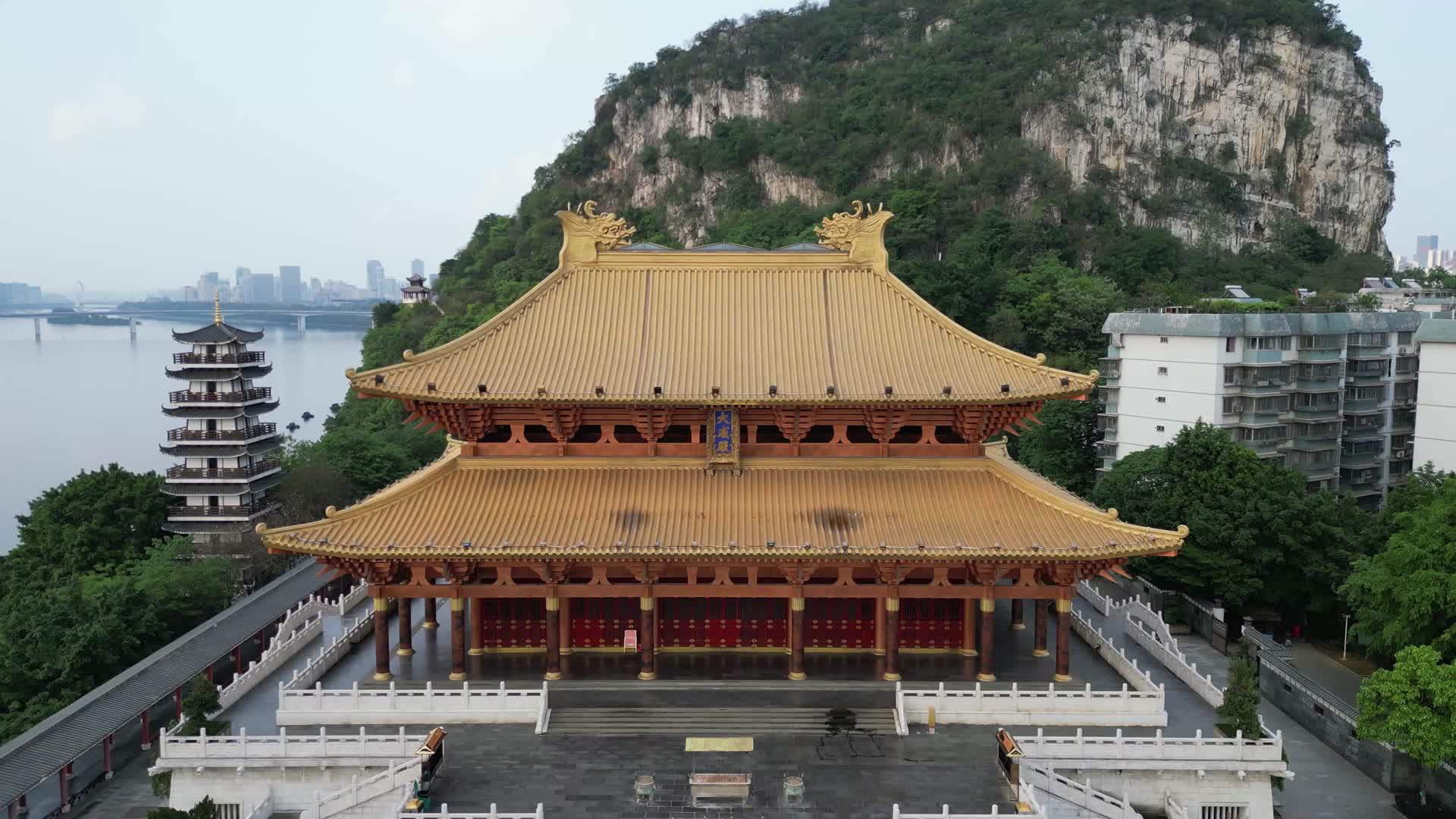 广西柳州文庙航拍视频的预览图