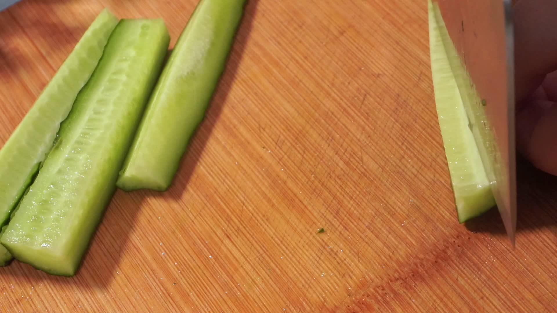黄瓜条切菜视频的预览图