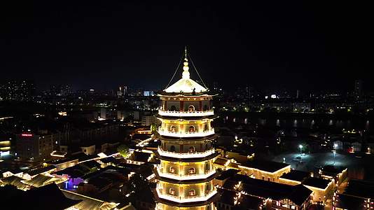 江西抚州文昌里历史文化街区夜景航拍视频的预览图