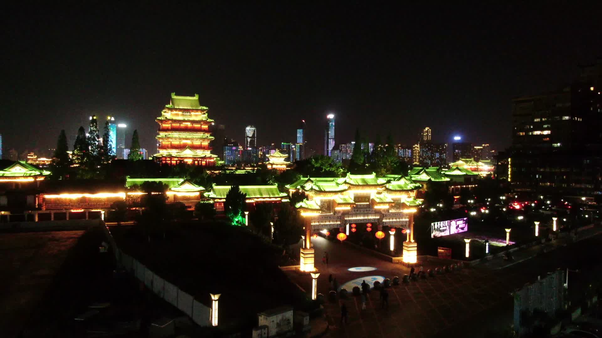 航拍江西南昌滕王阁5A景区夜景视频的预览图