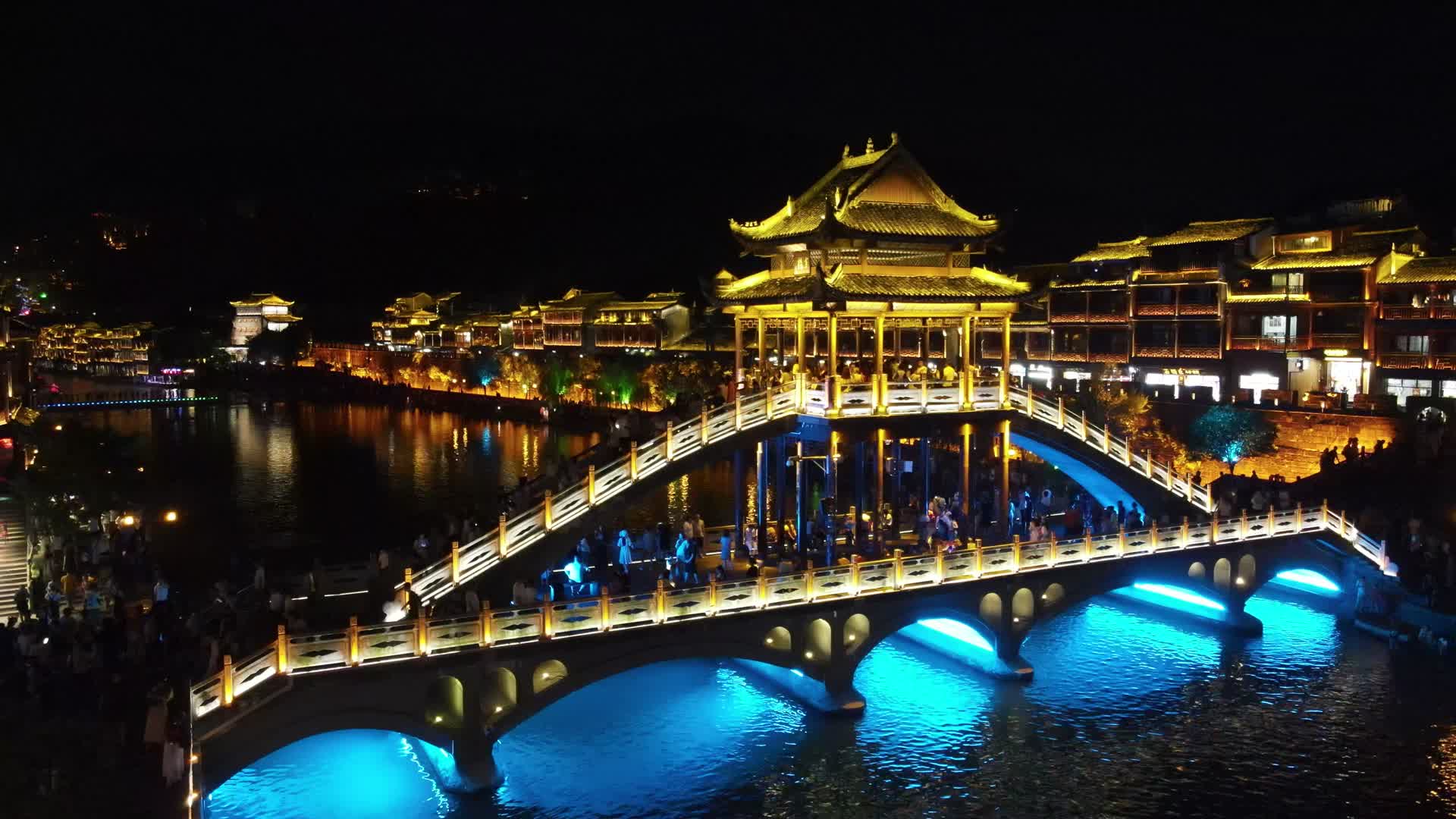 湖南湘西凤凰古城旅游景区航拍视频的预览图