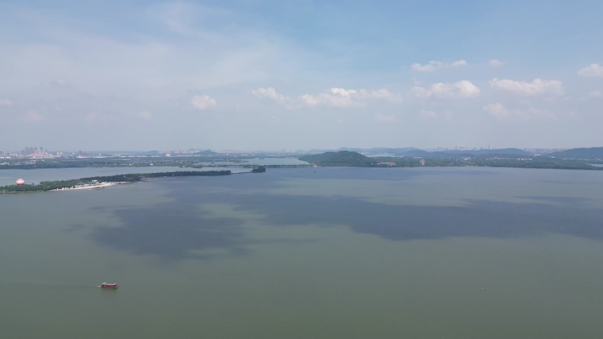 湖北武汉旅游景区航拍视频的预览图