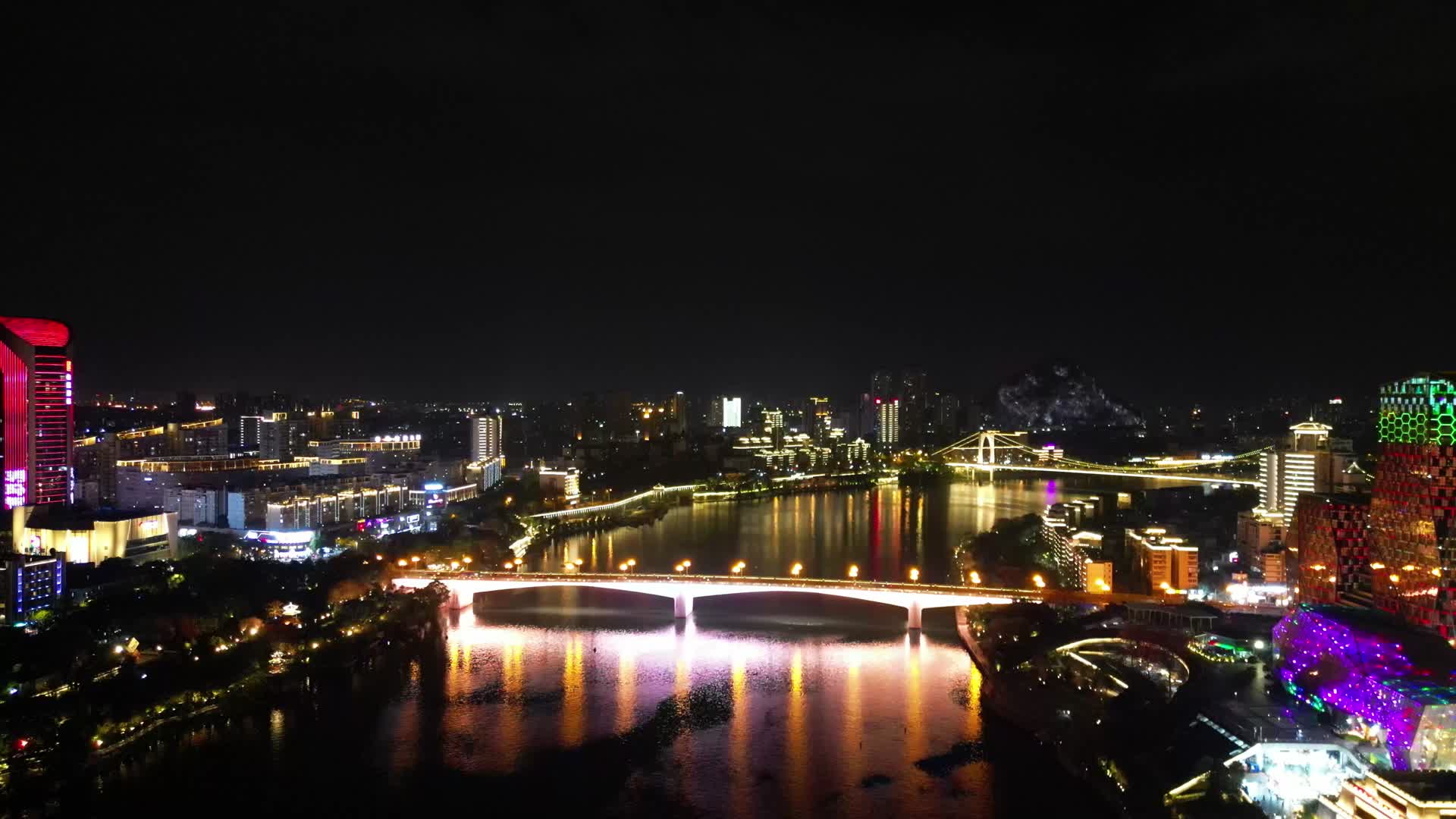 柳州夜景灯光航拍视频的预览图