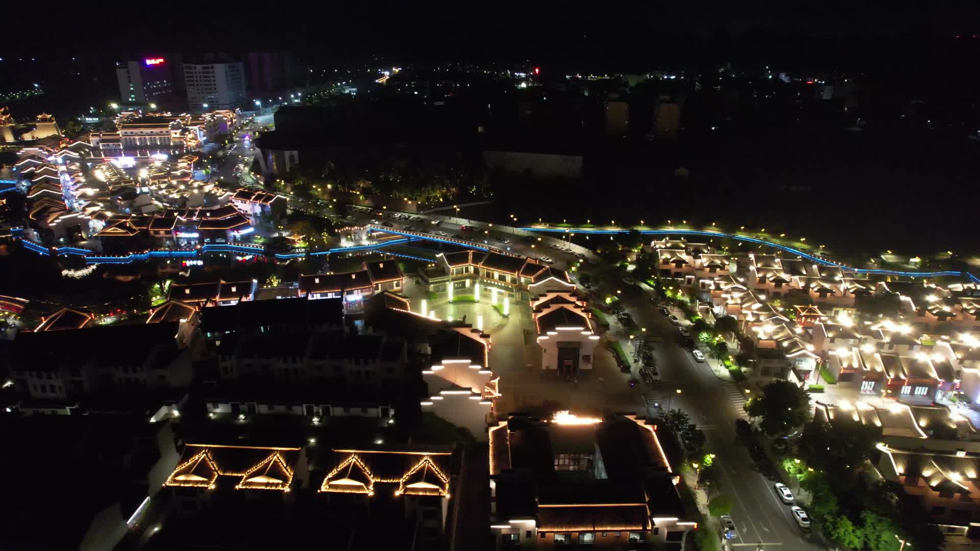 广西崇左太平古城夜景航拍视频的预览图