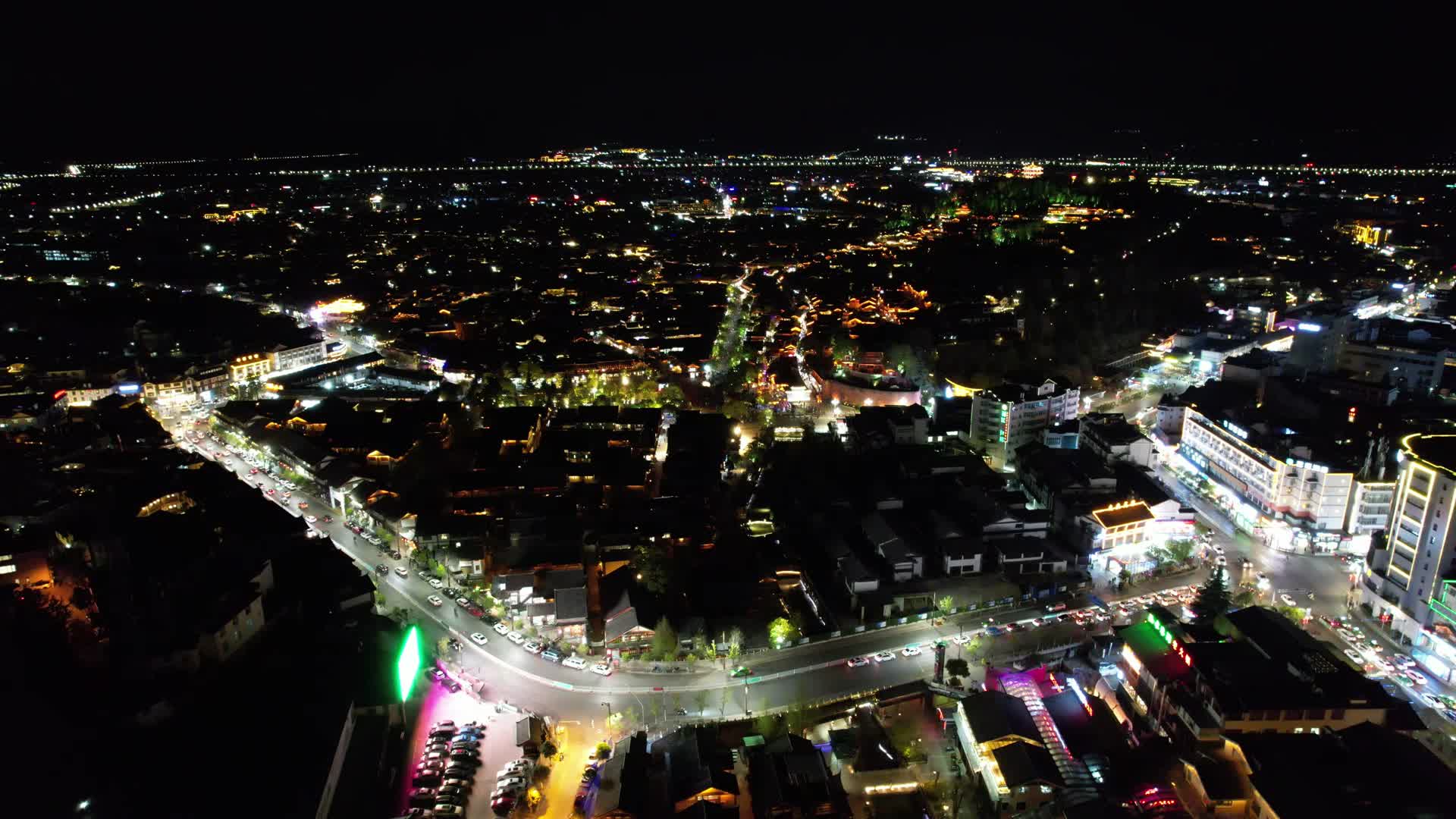 丽江古城夜景灯光航拍视频的预览图