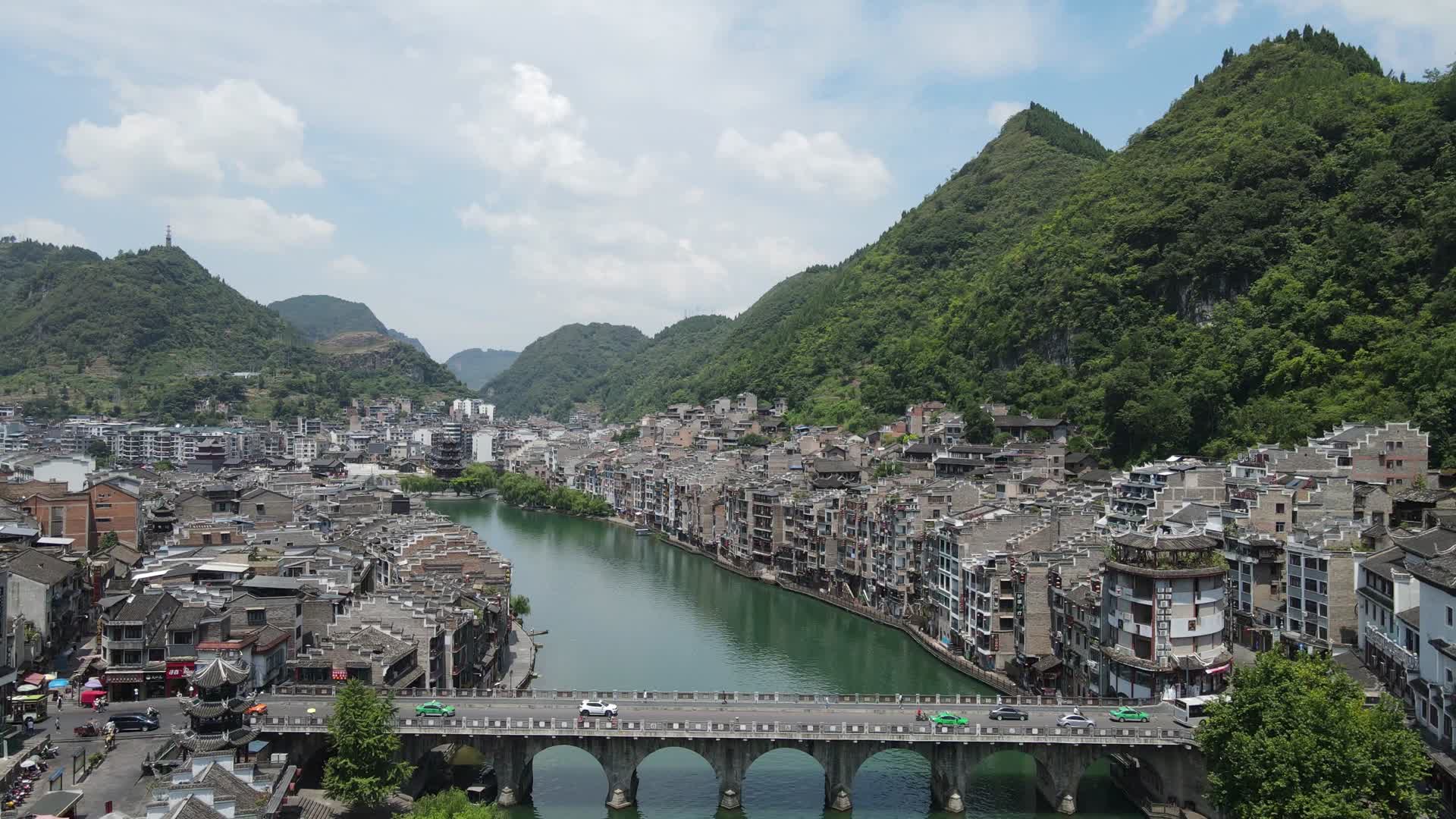 旅游景区贵州镇远古镇5A景区视频的预览图