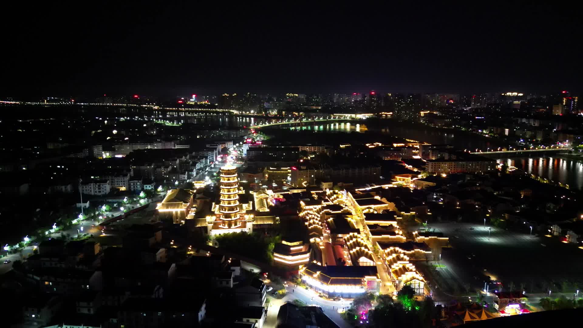 江西抚州文昌里历史文化街区夜景航拍视频的预览图