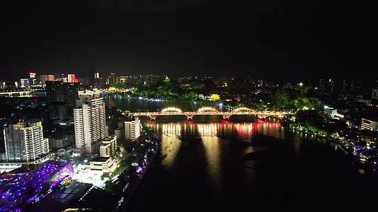 广西柳州文惠桥夜景航拍视频的预览图