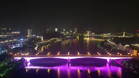 航拍广西柳州柳江大桥夜景视频的预览图