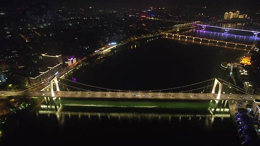 航拍广西柳州红光大桥夜景视频的预览图