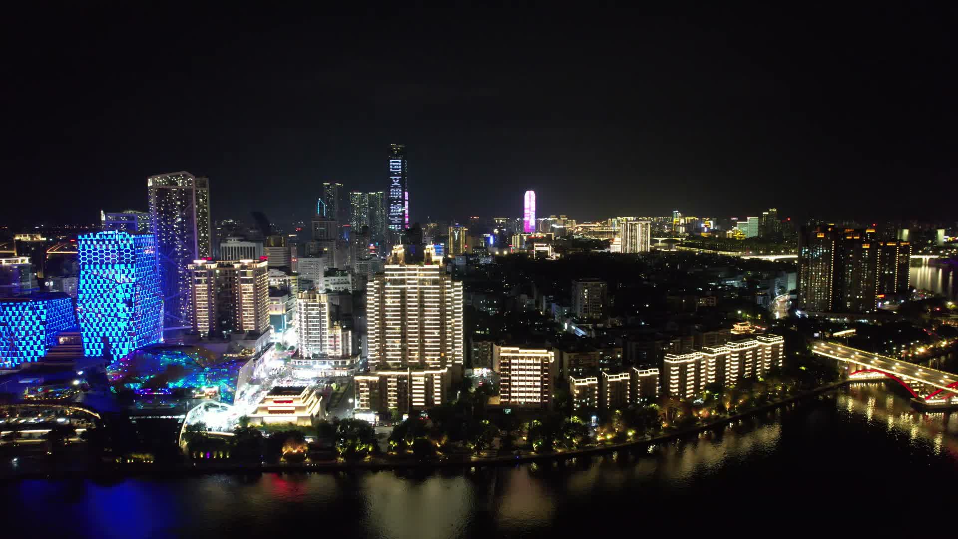 广西柳州城市夜景交通航拍视频的预览图