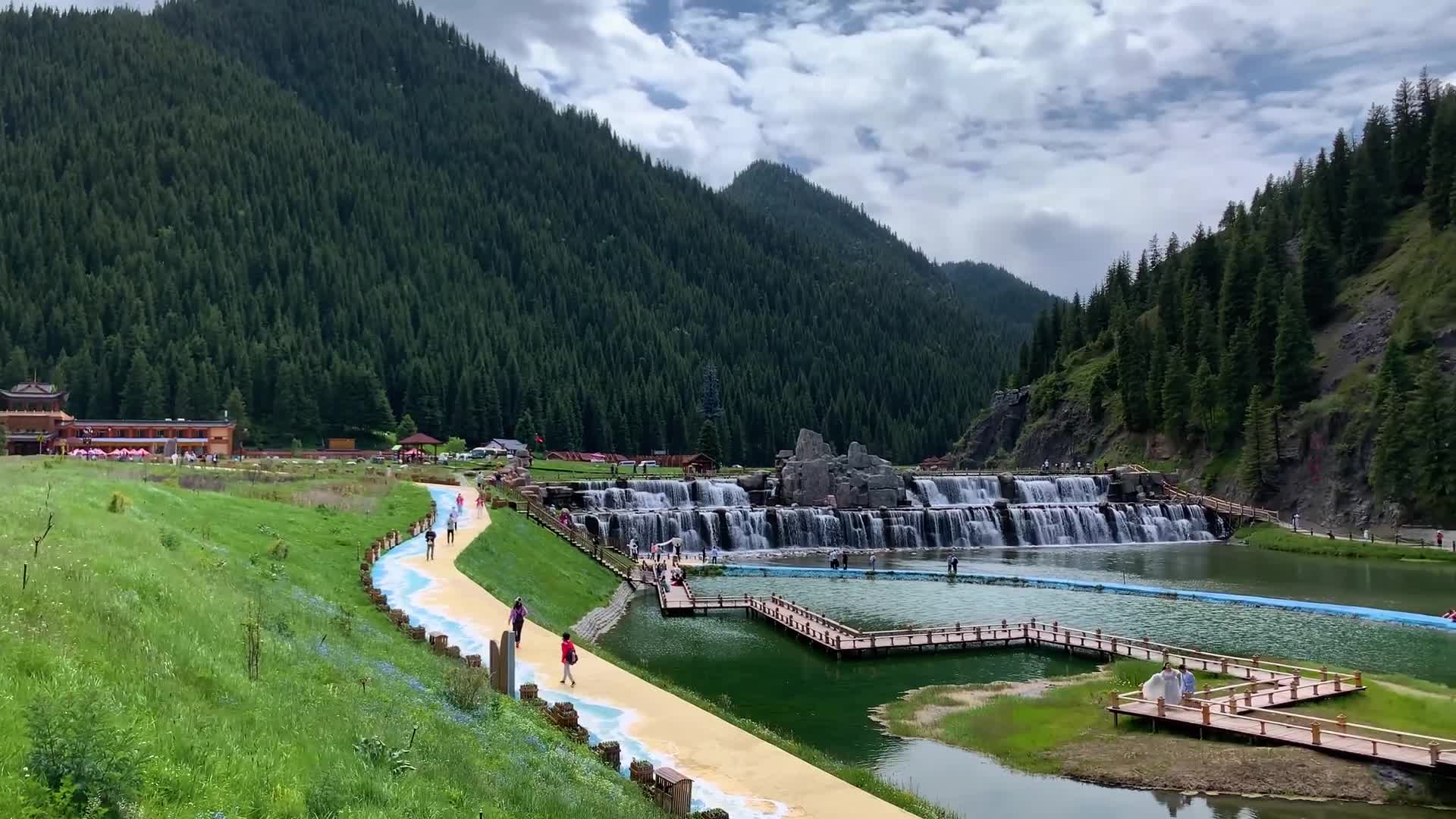 新疆风景人文景观自然风景视频的预览图